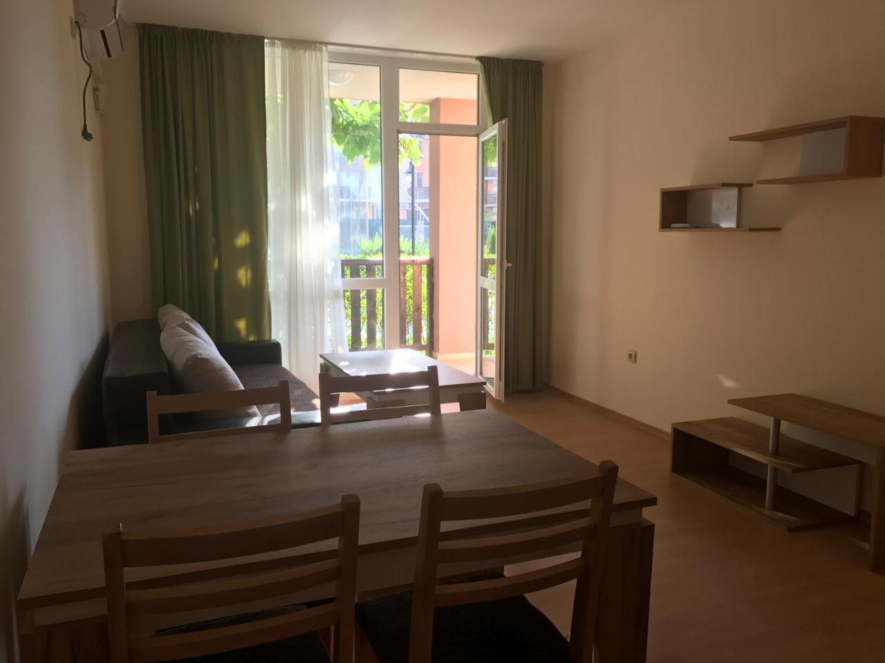 Apartcomplex Chateau أهيلوي المظهر الخارجي الصورة